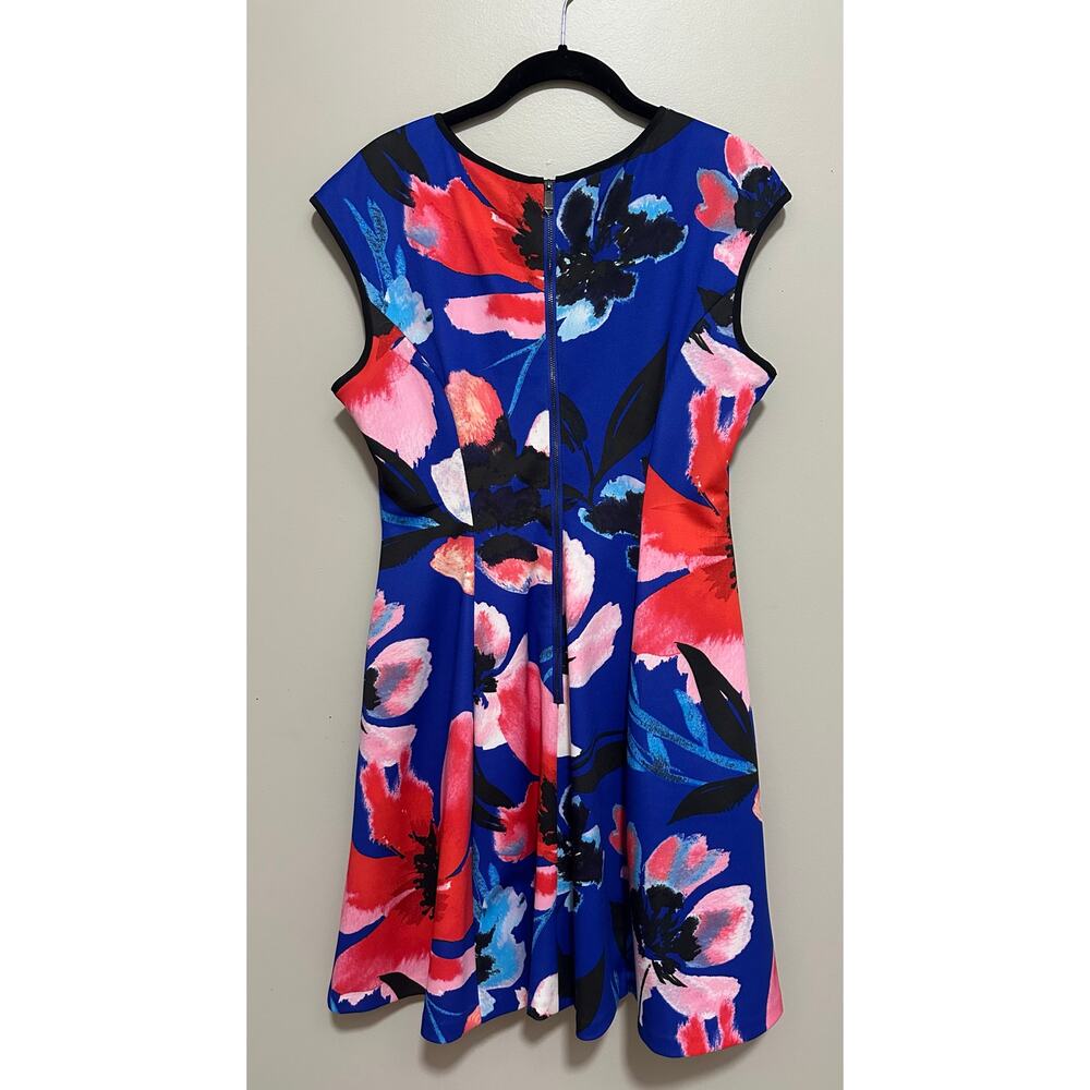 Vince Camuto Floral Scuba Knit Fit & Flare Dress Size 12 Pockets - Picture 5 of 8